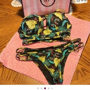 Victoria's Secret Double Strap Halter Top And Matching Brazilian Bottoms 32C/S